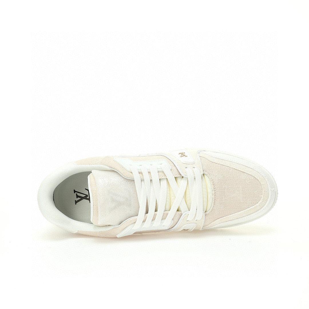 LV Trainer All White