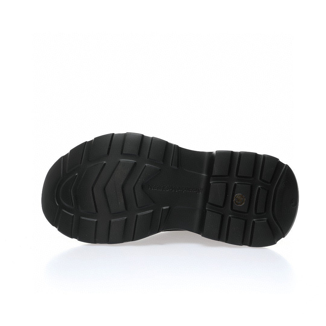 McQueen All Black
