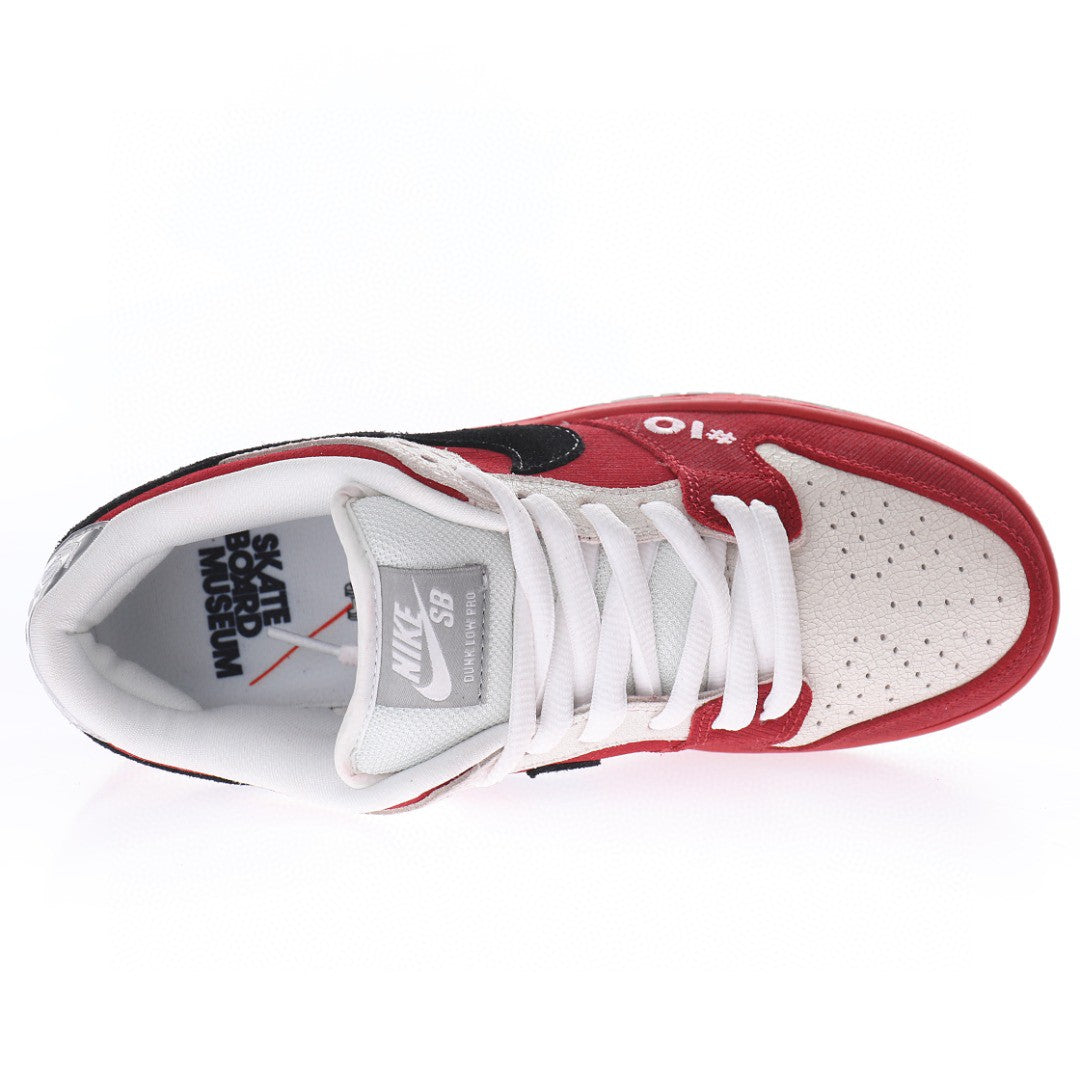 Dunk Low SB Roller Derby