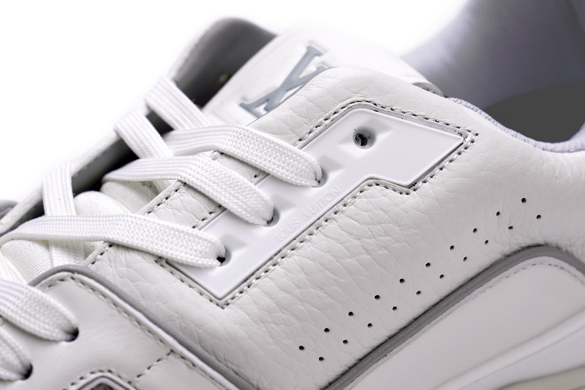 LV Trainer White Litchi
