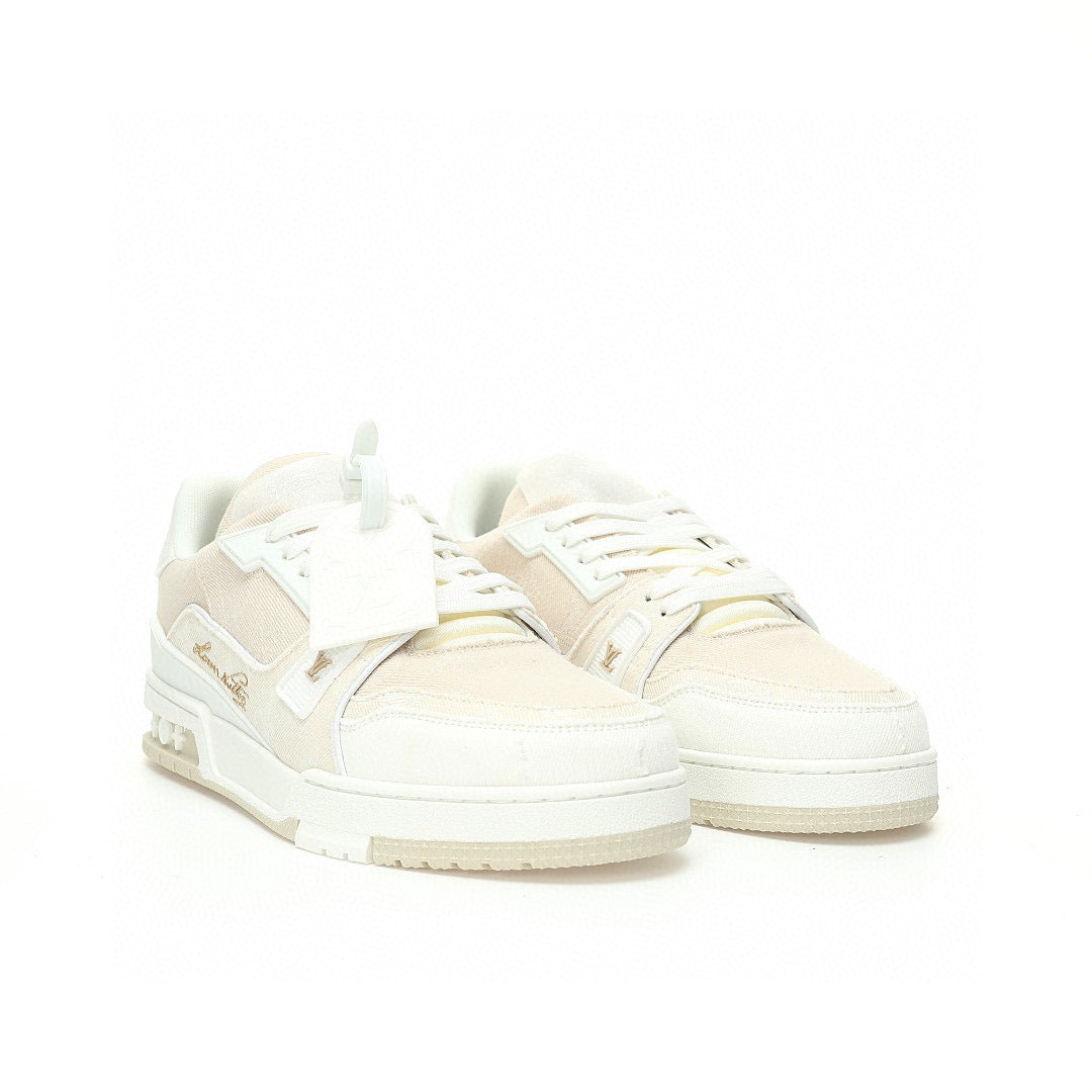 LV Trainer All White