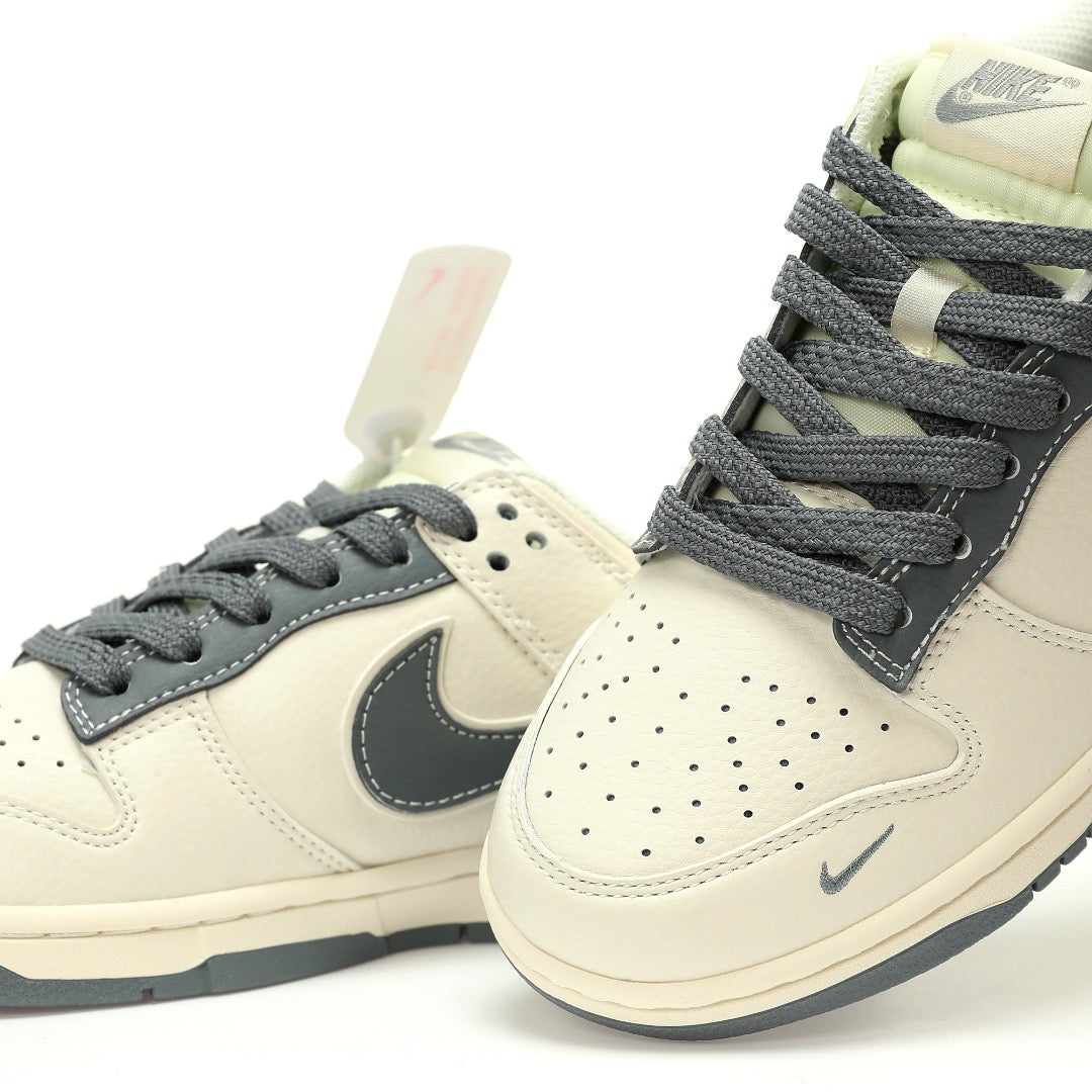 Dunk SB X Stone Island