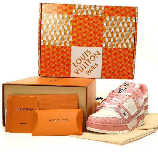LV Trainer Pink Edition