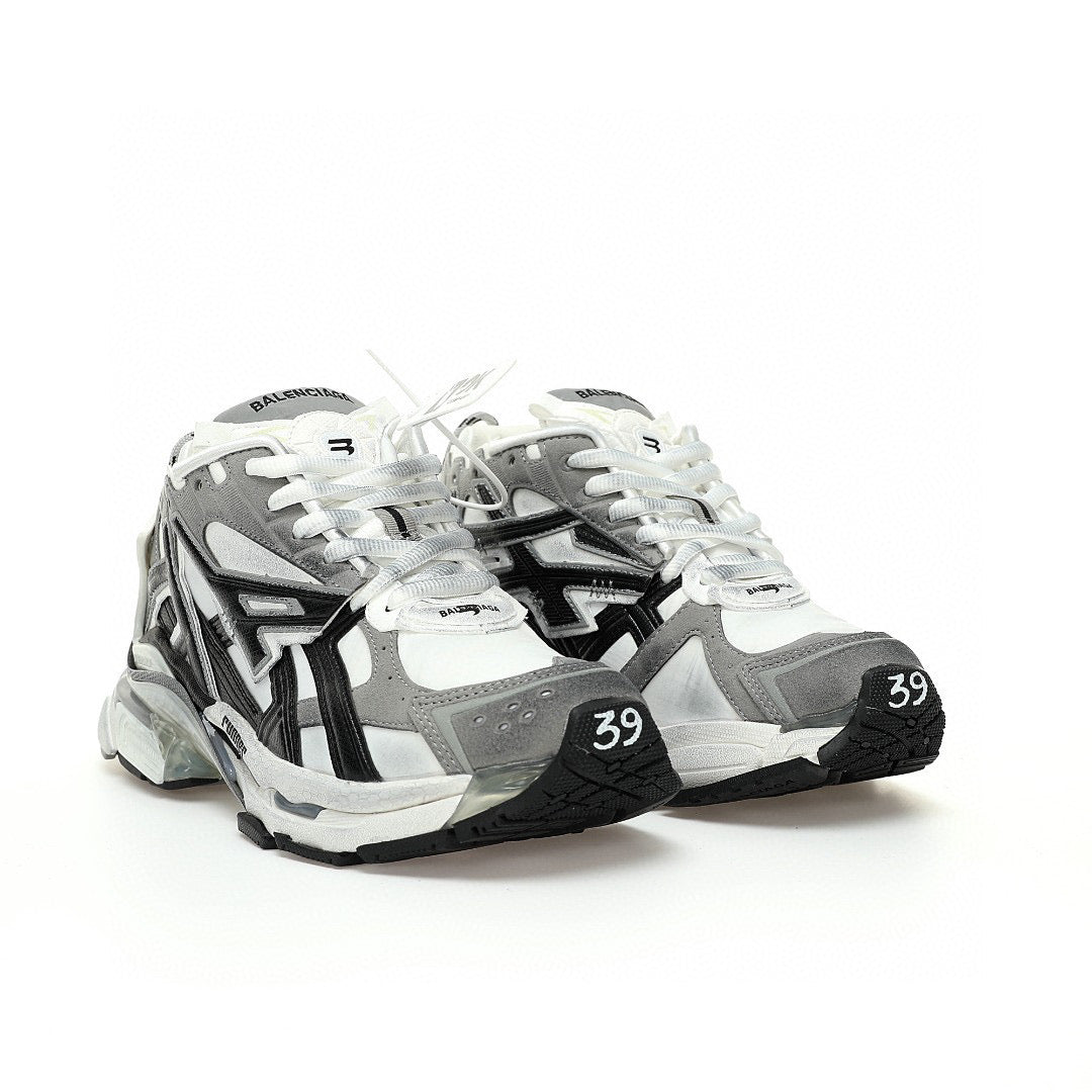 BB Runners White & Black