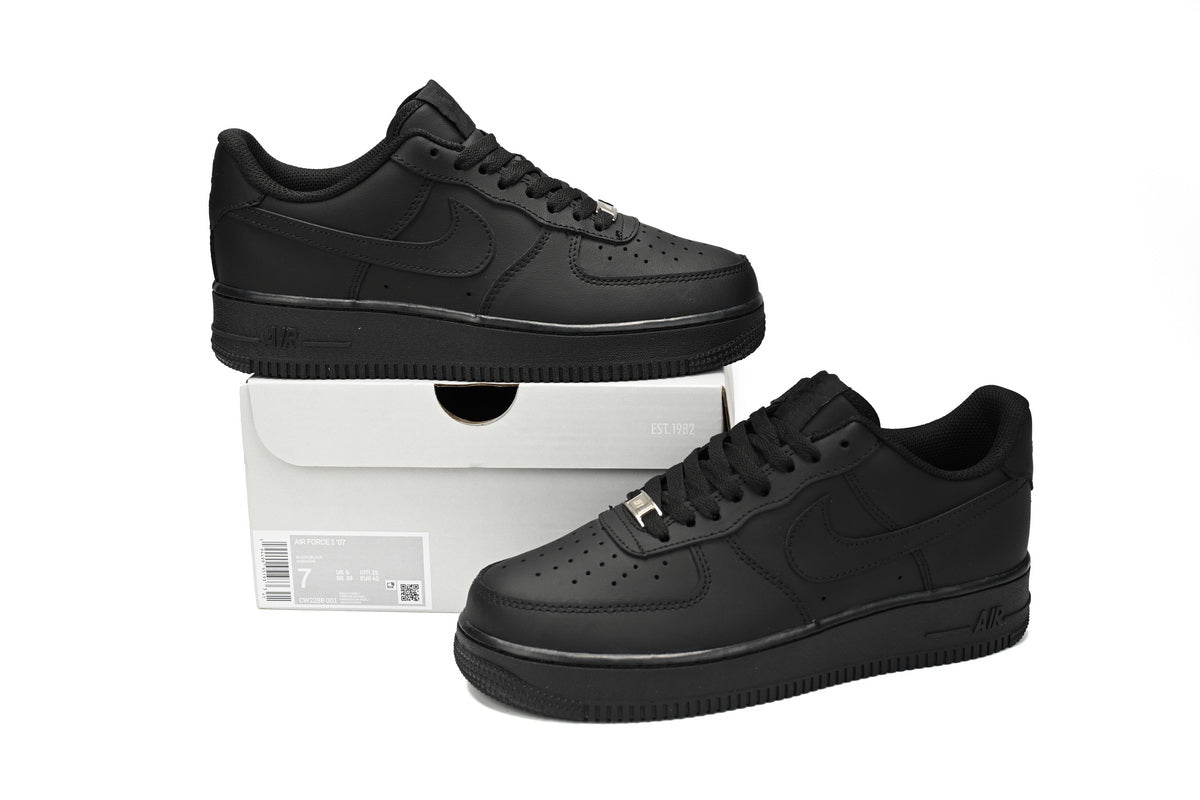 Af 1 Triple Black