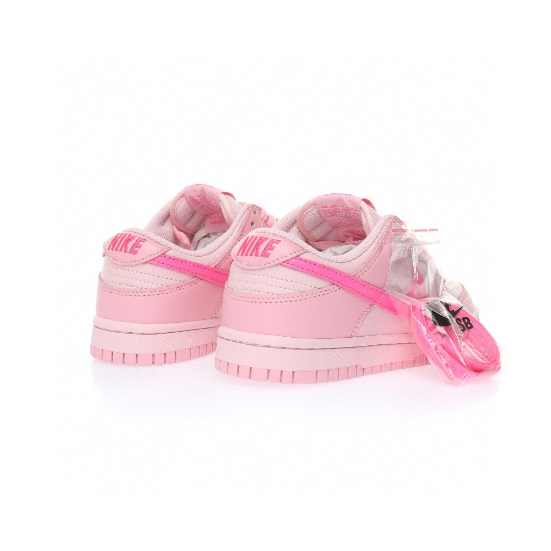 Dunk Low Triple Pink