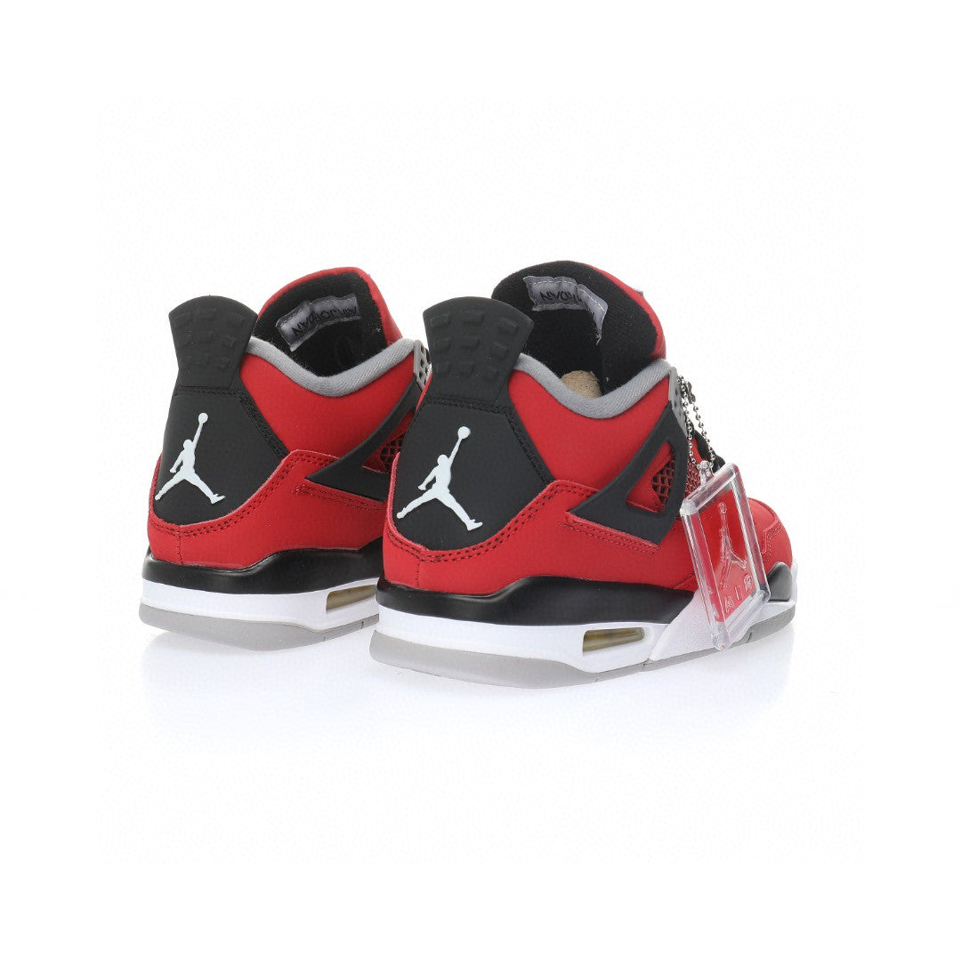 J4 Toro Bravo