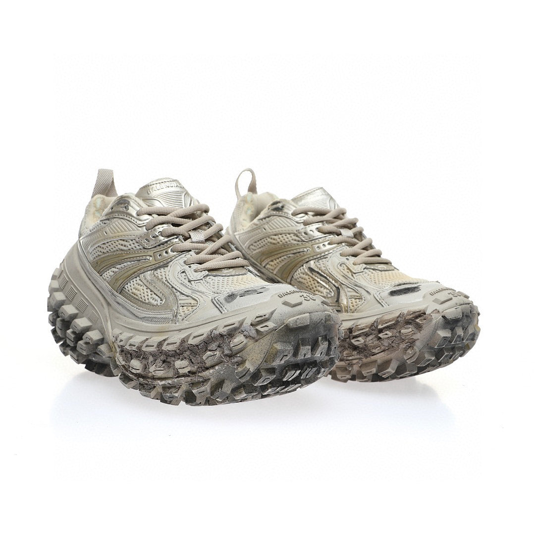 BB Defender Dirty Sole