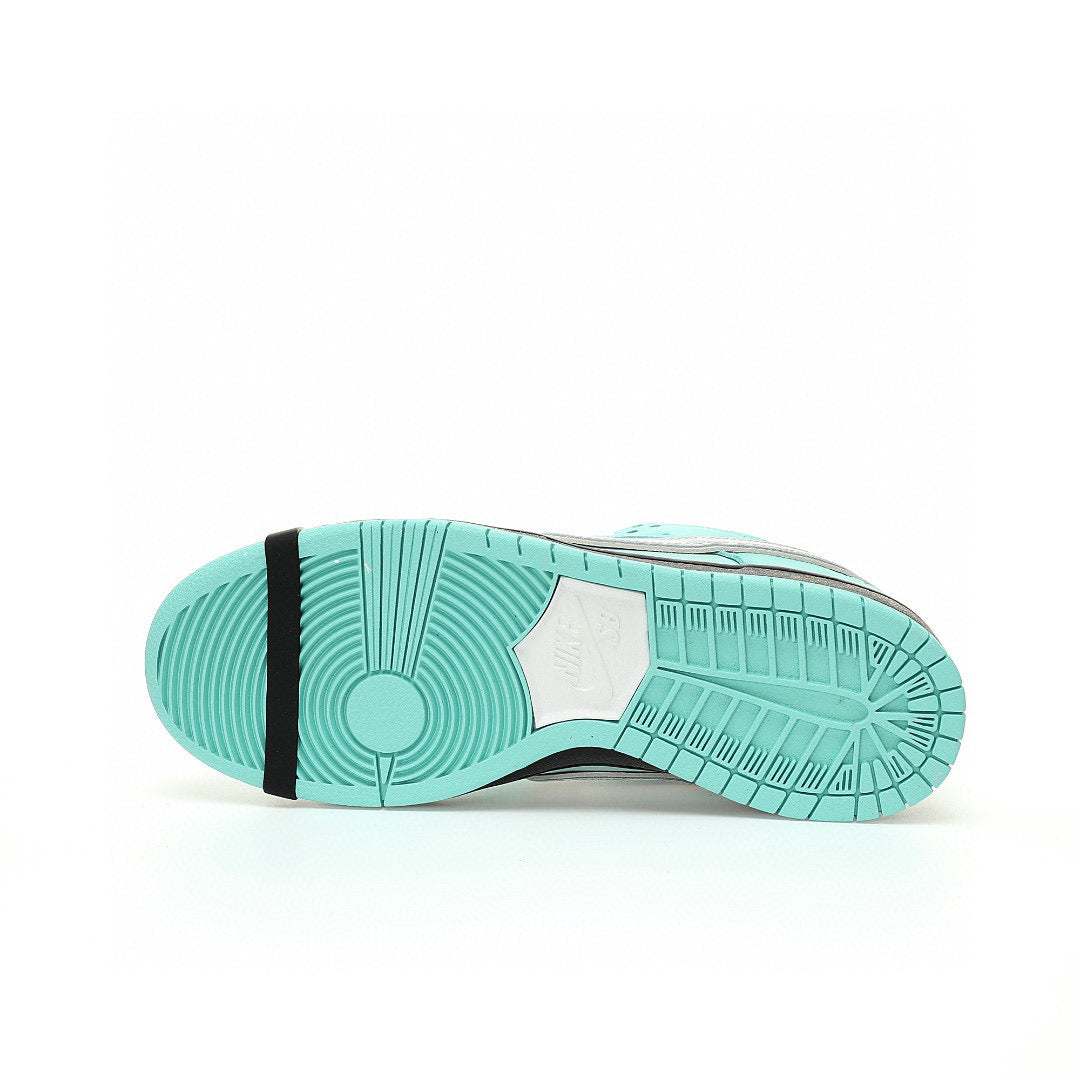Dunk Low Tiffany Lobsters