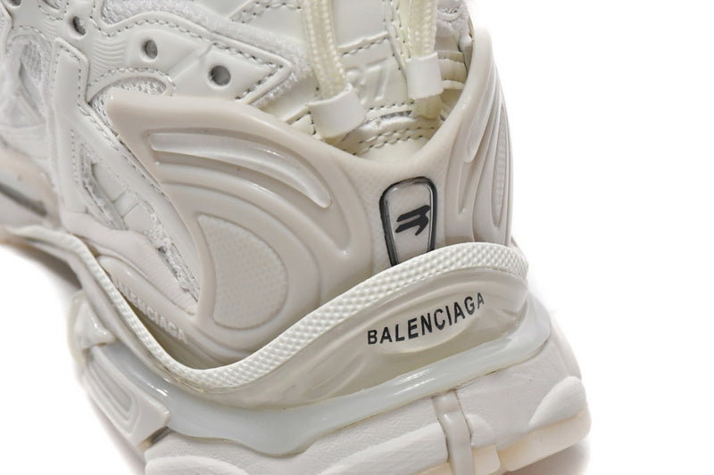 BB Runners All White