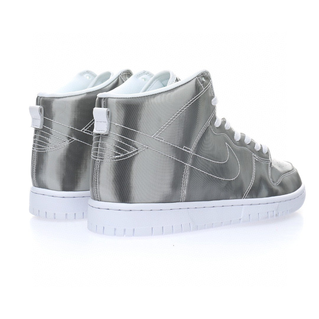 Dunk SB High Silver Surfer
