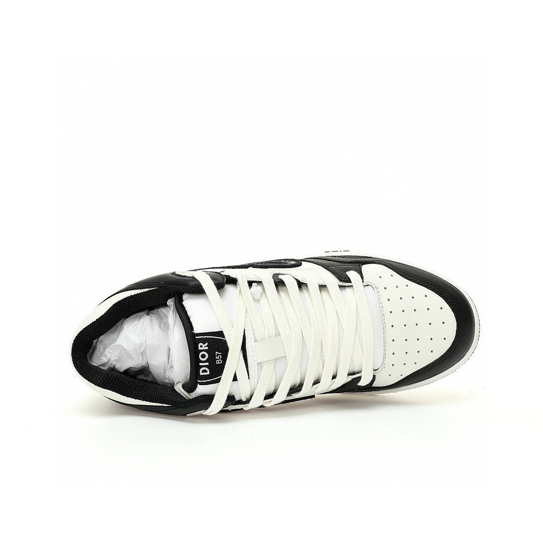 DR B57 Black