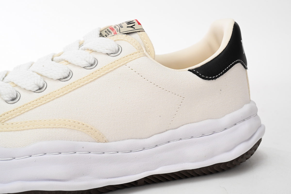 Mihara MMY White