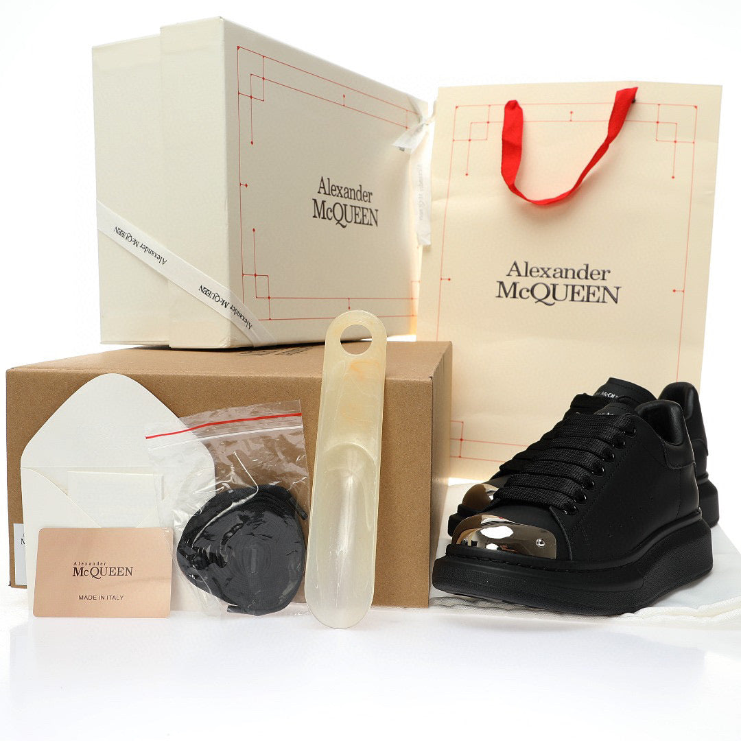 McQueen Black Illusion