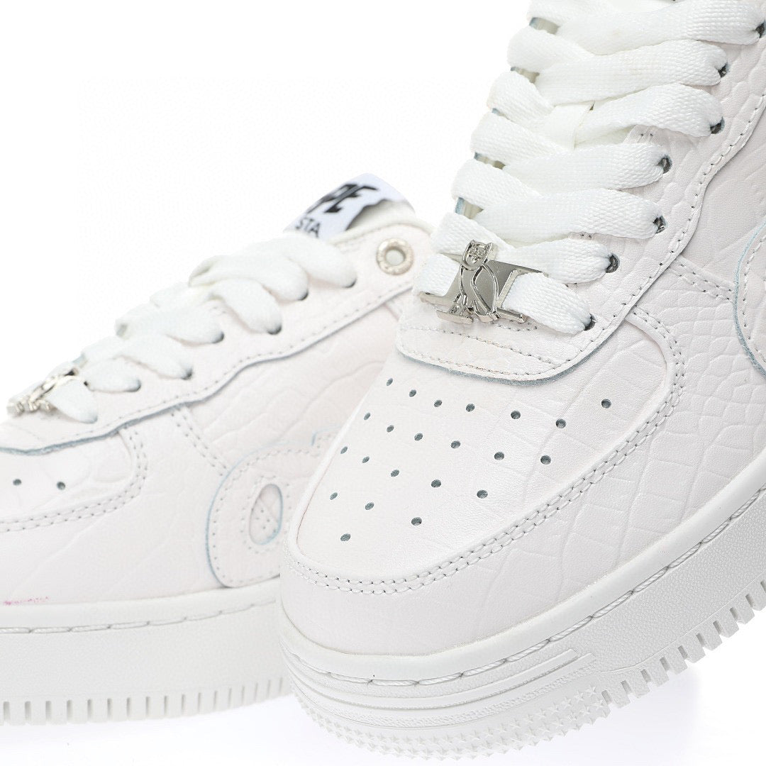 Bapesta OVO White