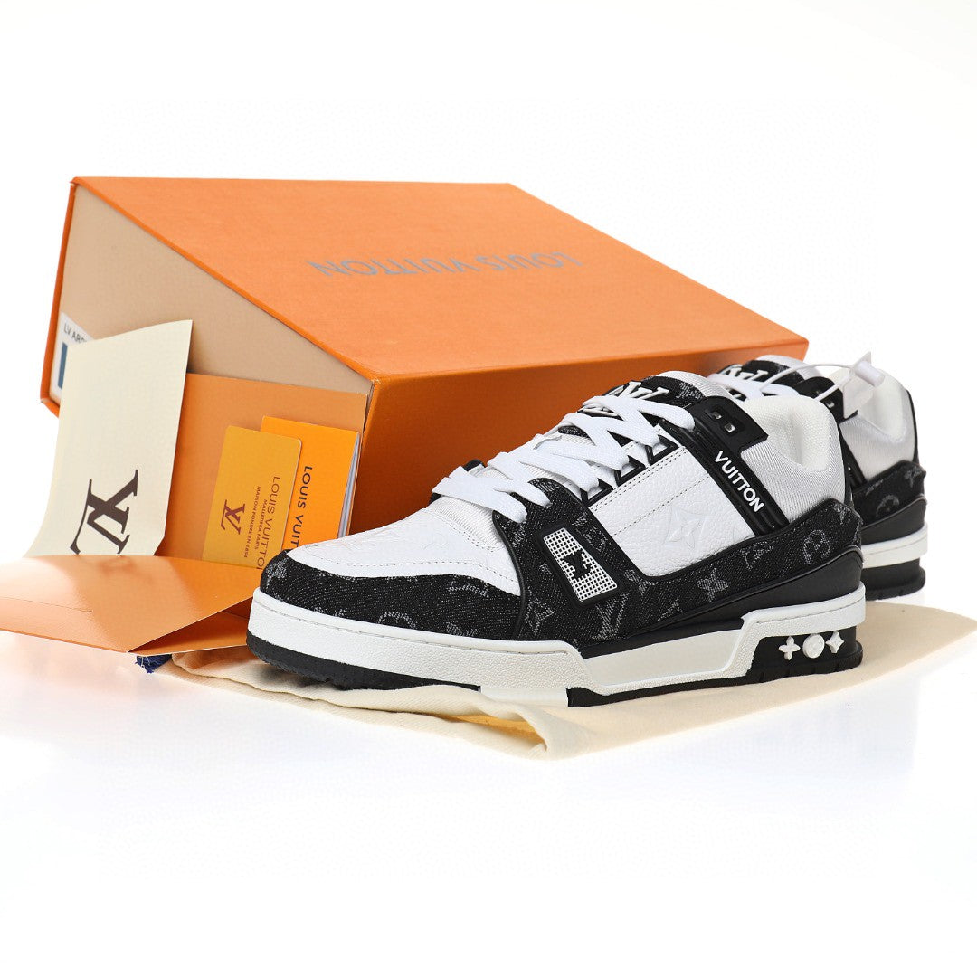 LV Trainer Black