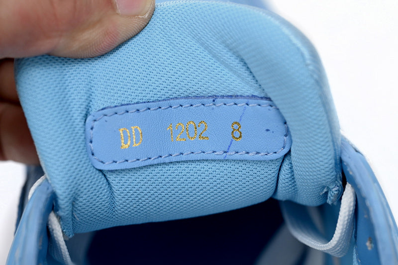 LV Trainer Blue Embossing
