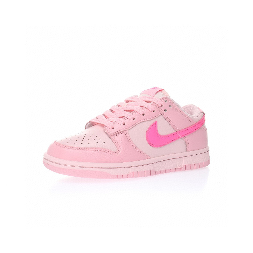 Dunk Low Triple Pink