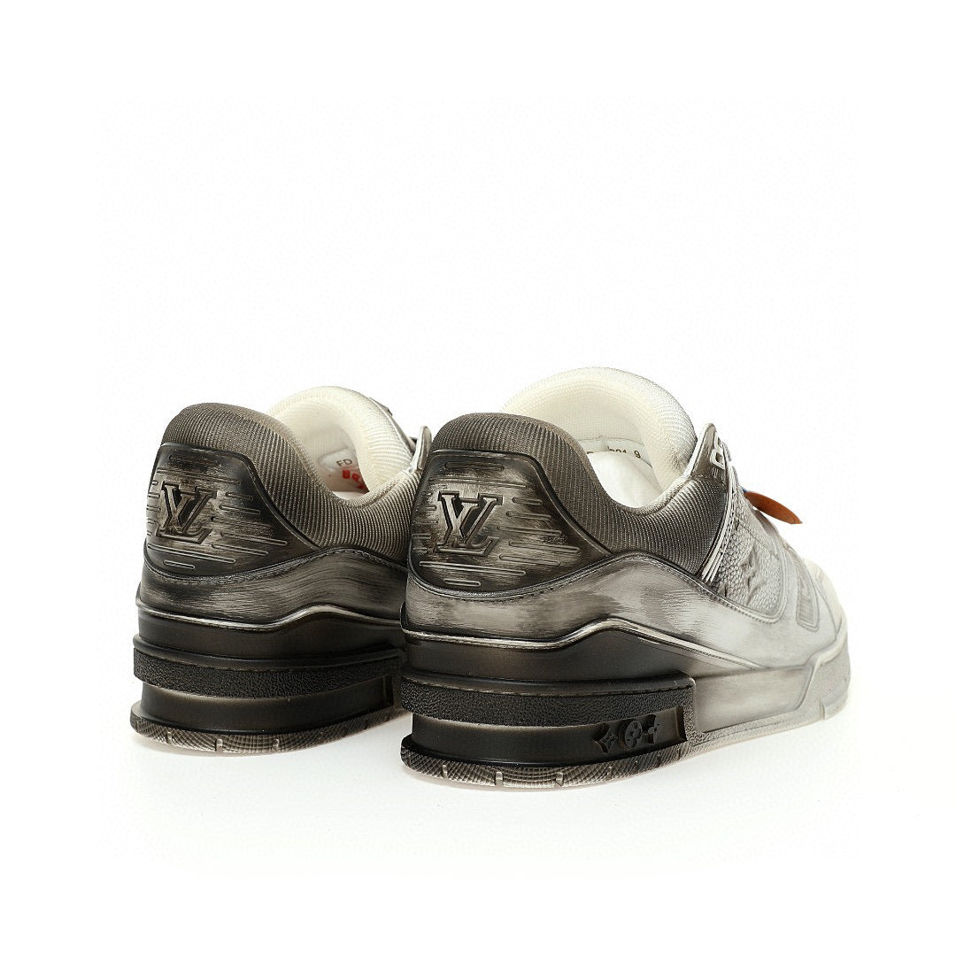LV Trainer Black & Fade White