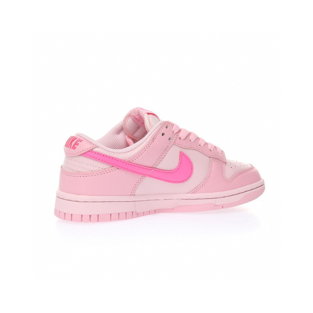 Dunk Low Triple Pink