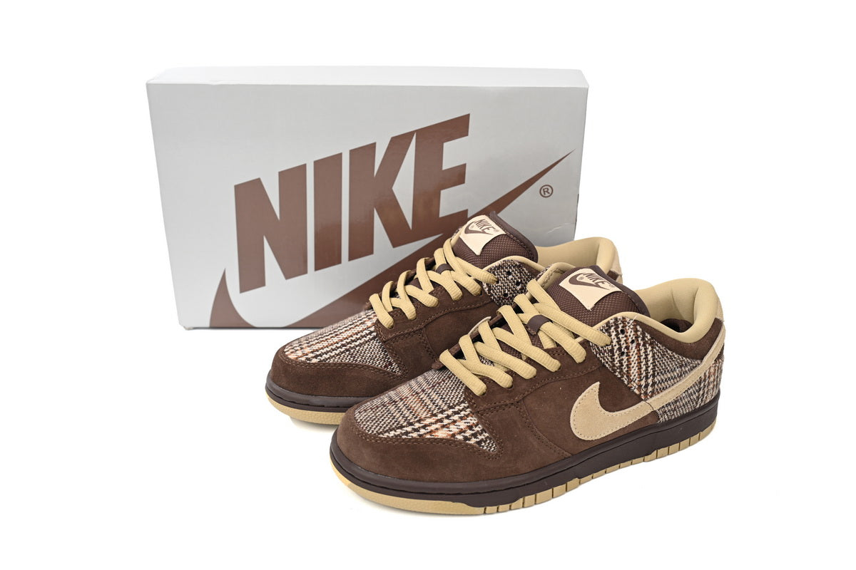 Dunk Low SB Towed
