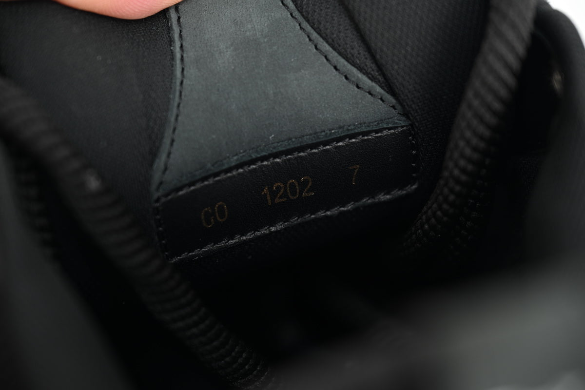 LV Skate Black