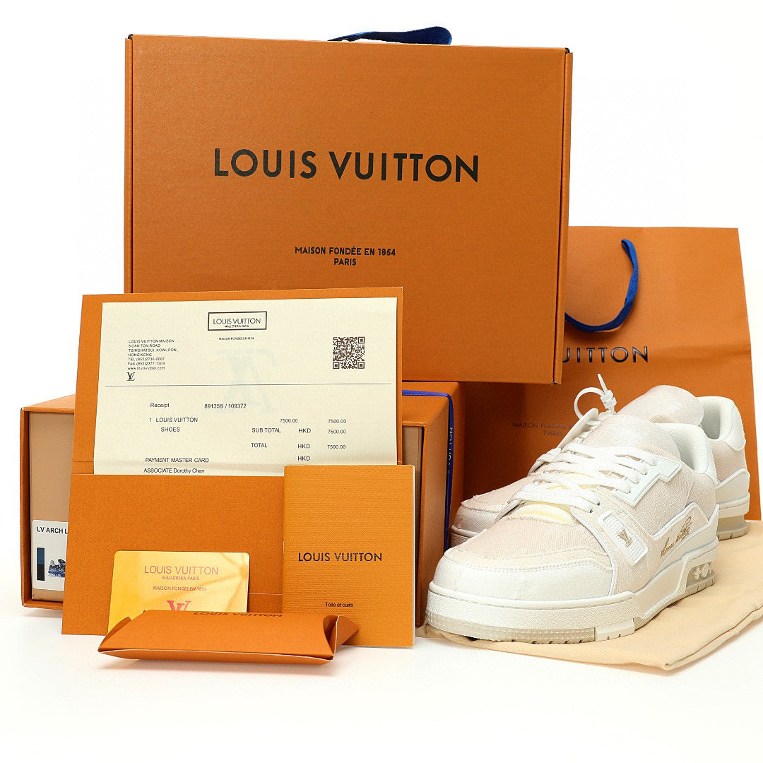 LV Trainer All White