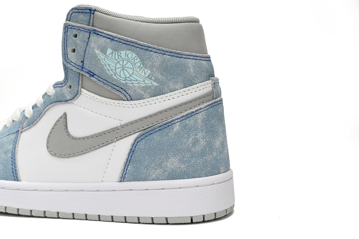 J1 Hyper Royale