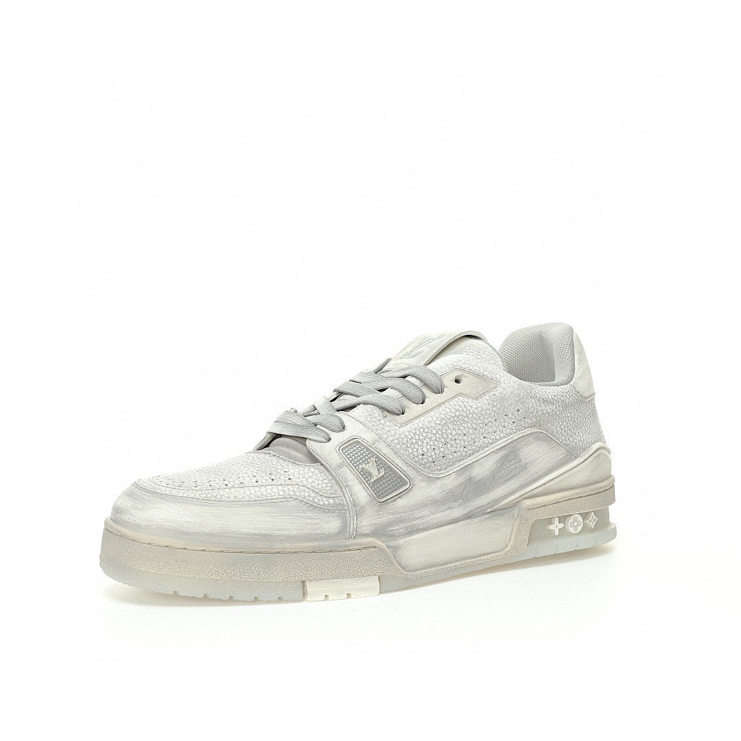 LV Trainer Muddy White