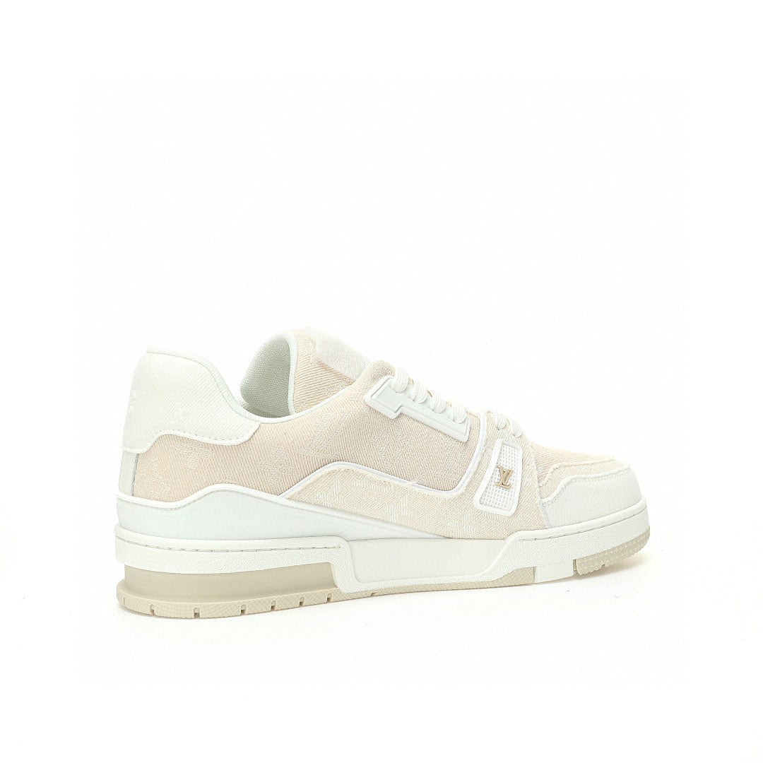 LV Trainer All White