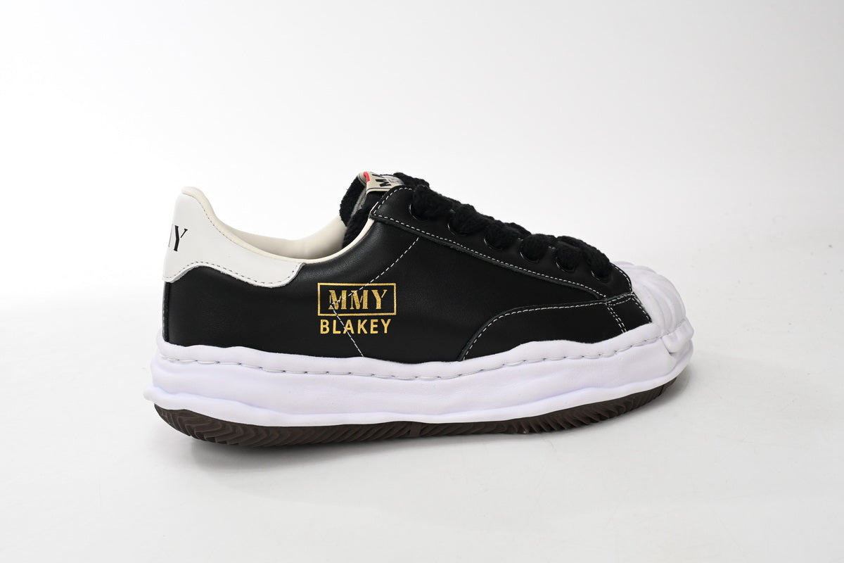 Mihara Sacred Black Leather
