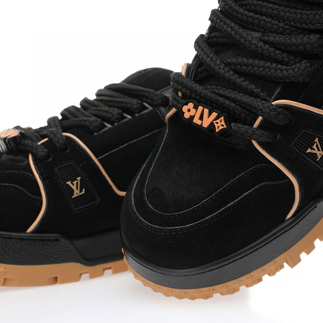 LV Maxi Black Brown
