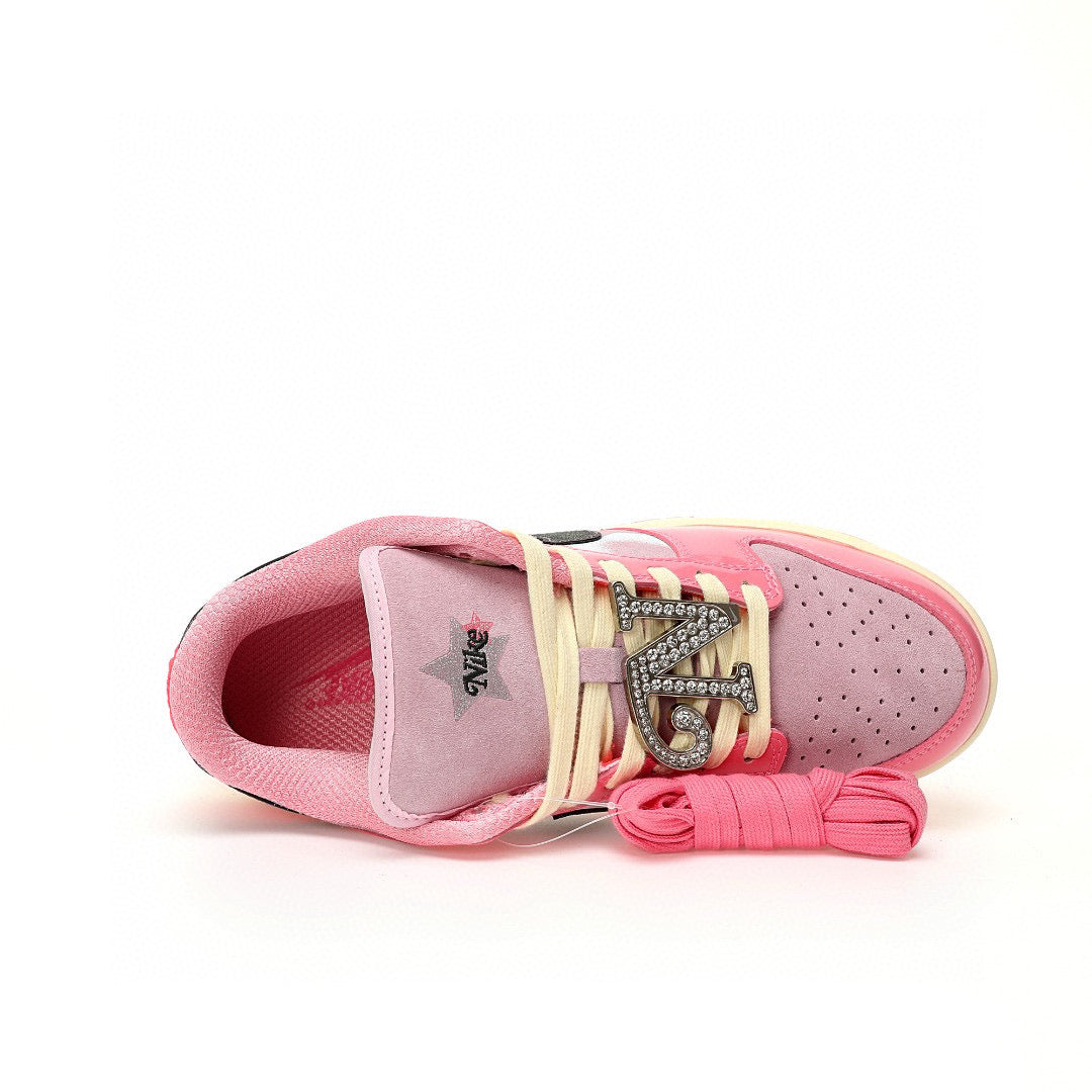 Dunk Low LX Barbie