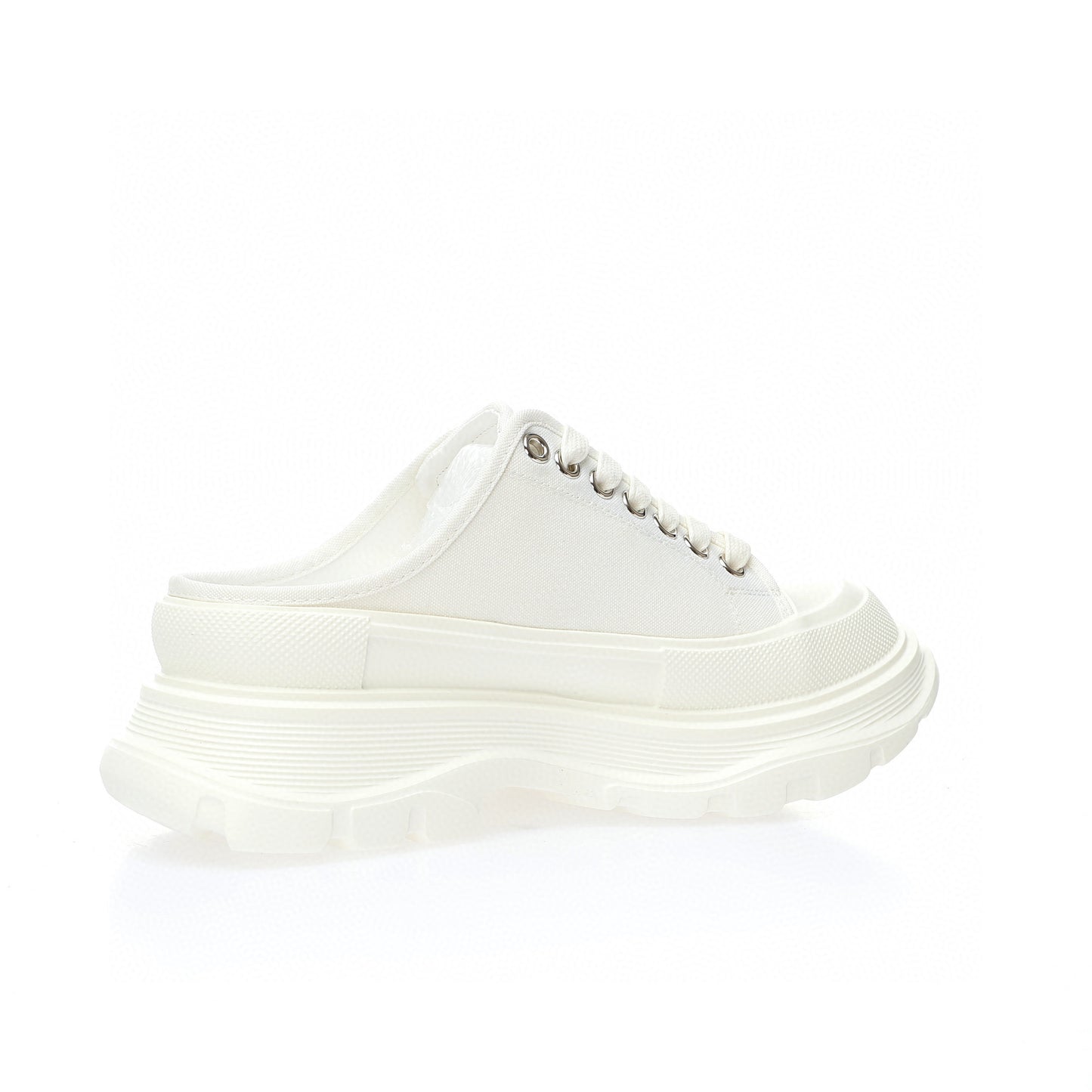 McQueen White Widow