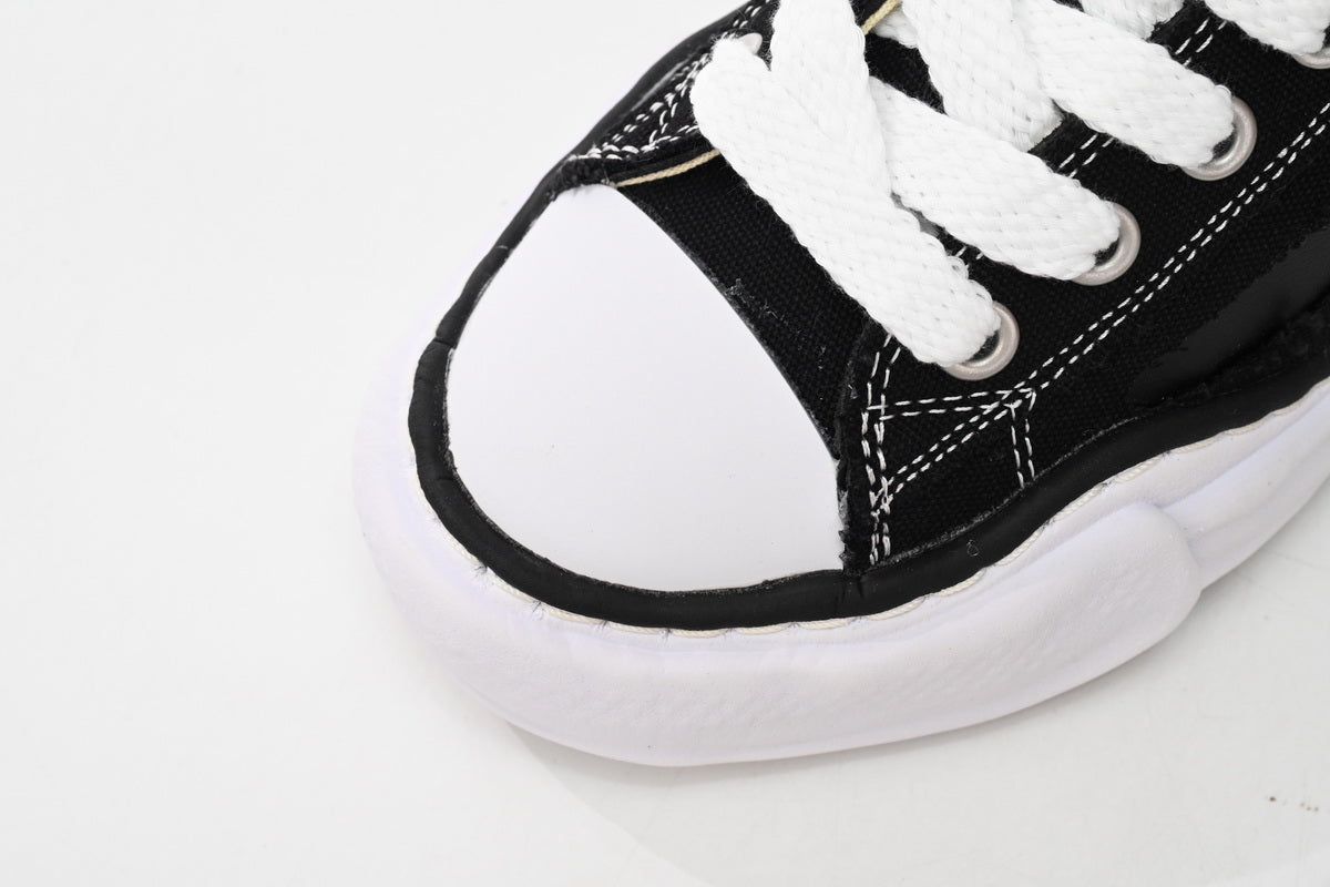 Mihara Black Stitching