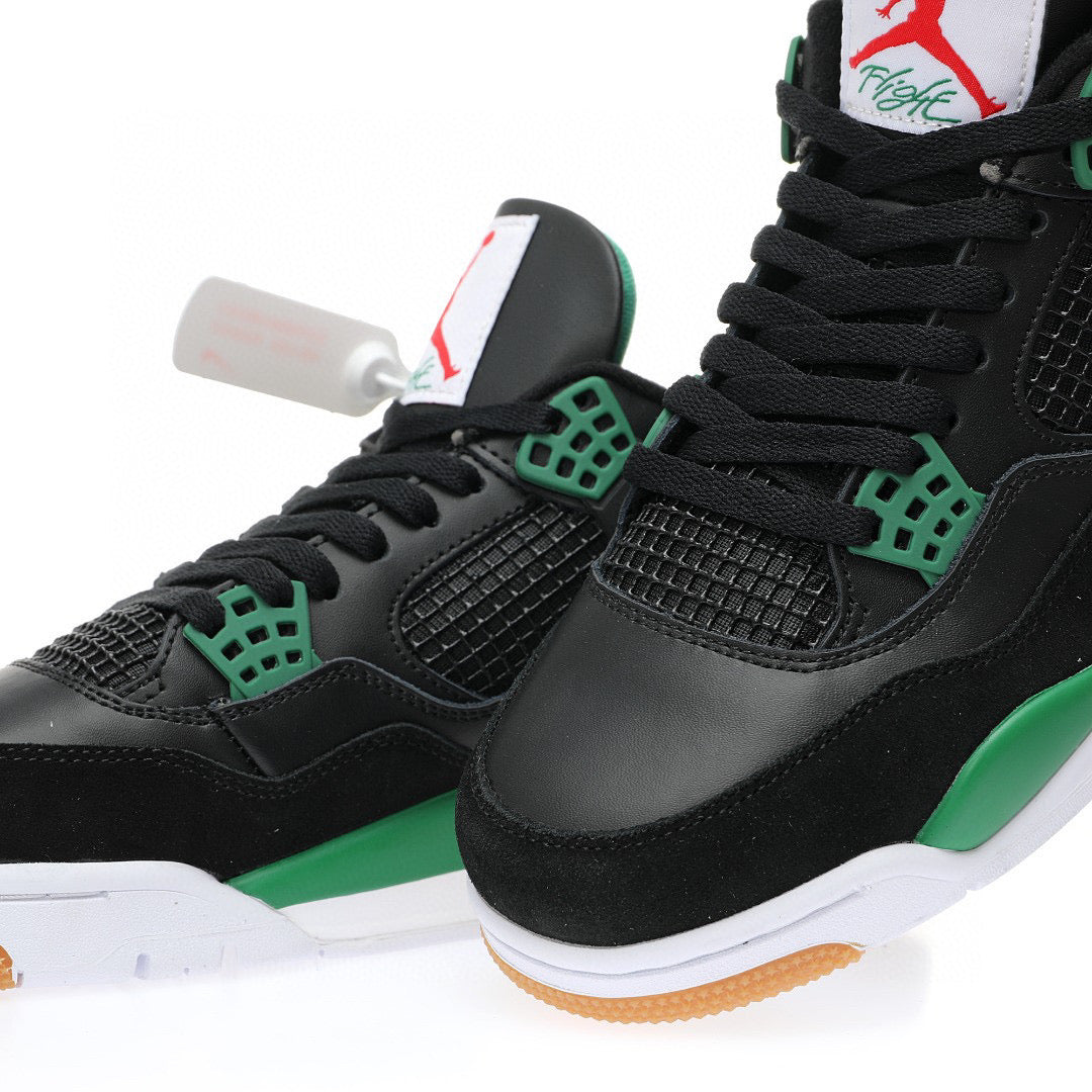 J4 Black Pine Green