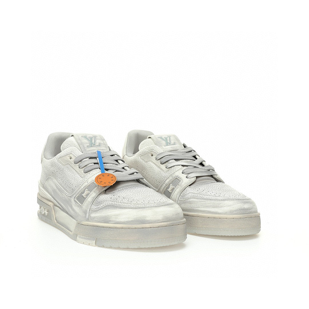 LV Trainer Muddy White
