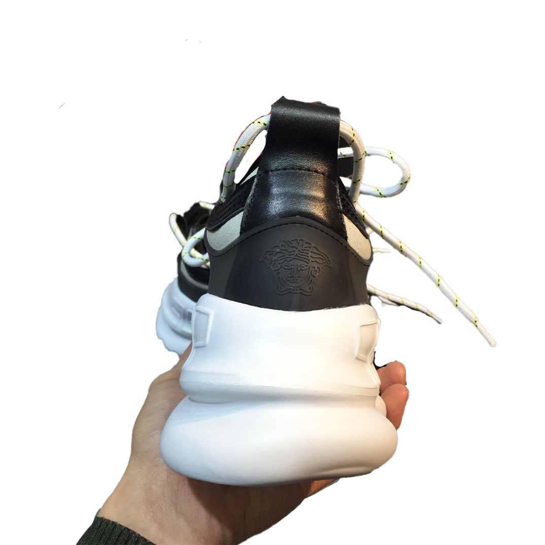 Chain Reaction Black & White