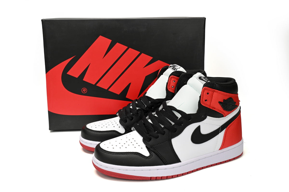 J1 WMNS “Satin Black Toe”