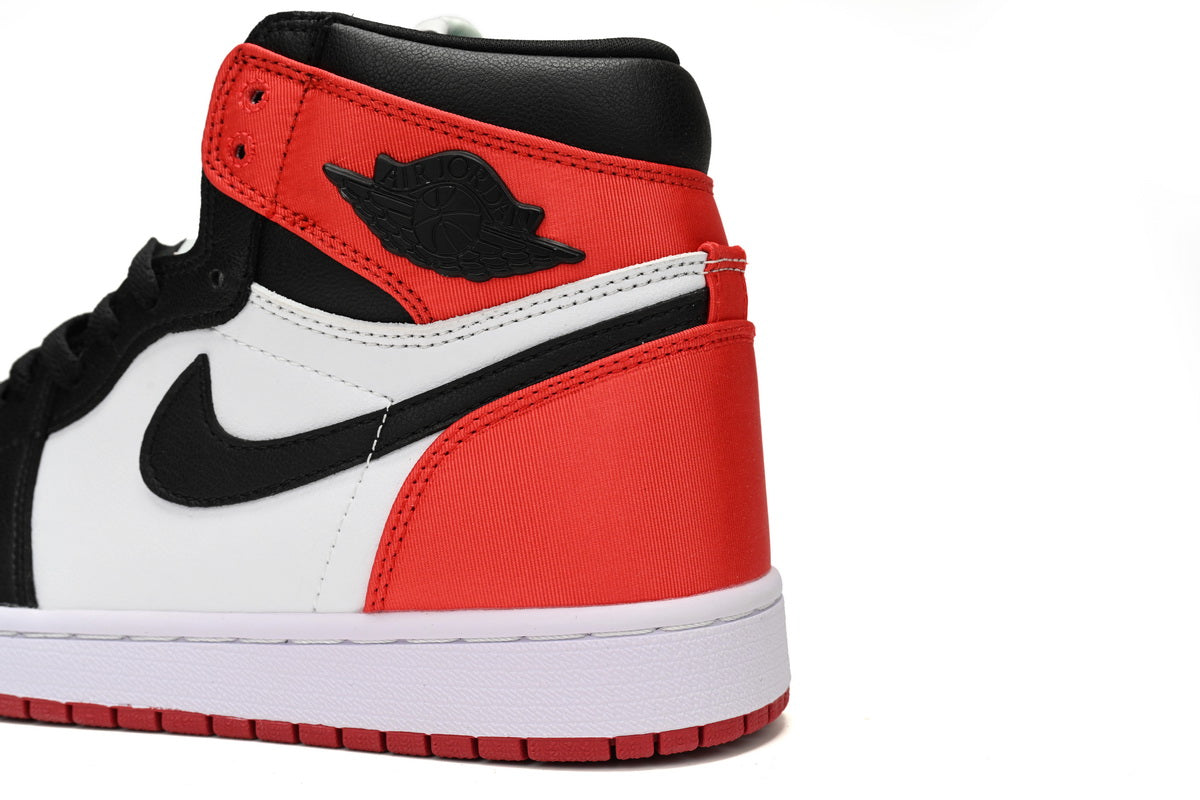 J1 WMNS “Satin Black Toe”