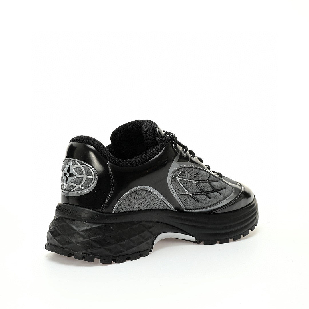 LV Discovery Lace Up Black